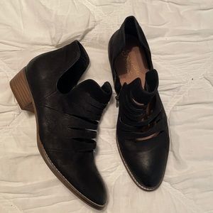 Seychelles Black Booties